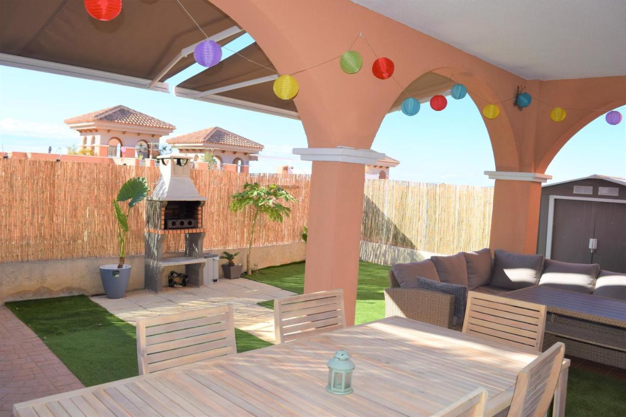 Espacioso Apartamento Con Preciosos Jardines Y Bbq Исла-Плана Экстерьер фото